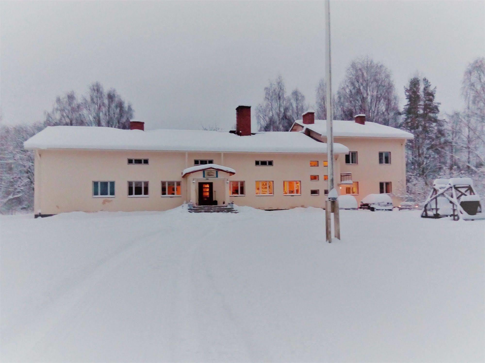Vanhan Koulun Majatalo-Old School Guest House Kolinkylä Kültér fotó