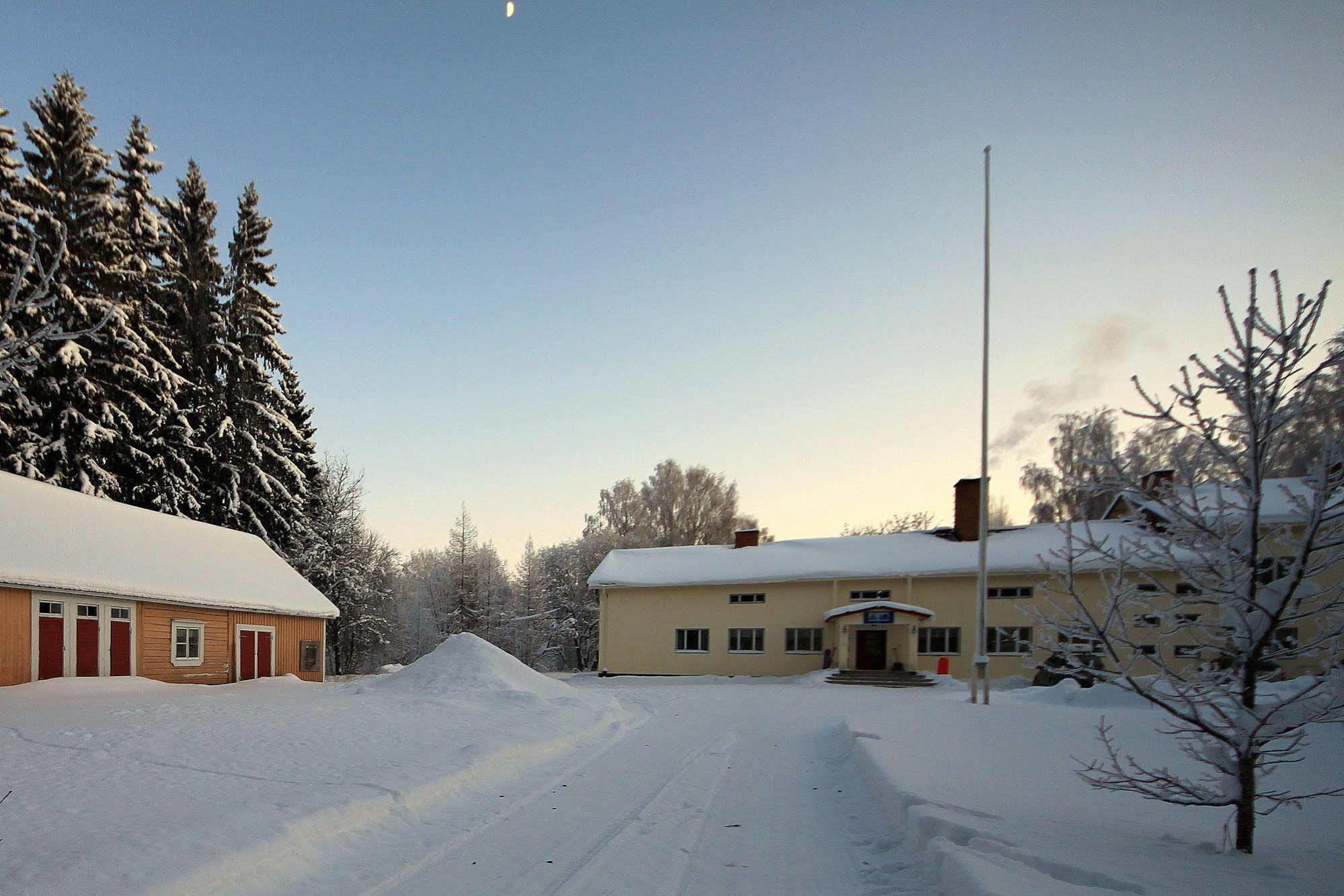 Vanhan Koulun Majatalo-Old School Guest House Kolinkylä Kültér fotó